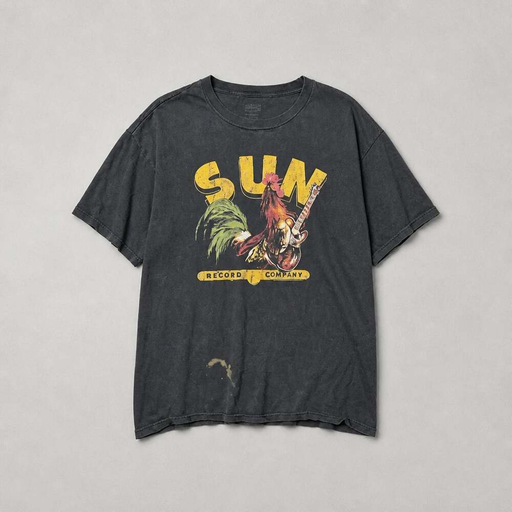 American Classics Sun Record Company Rooster with Electric Guitar Black T-Shirt - Picture 2 of 6